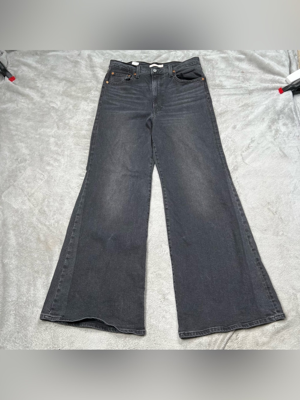 Levi's Ribcage Bell Jeans Womens 32x31 Gray Baggy Bell Bottom Flare Grunge Y2K
